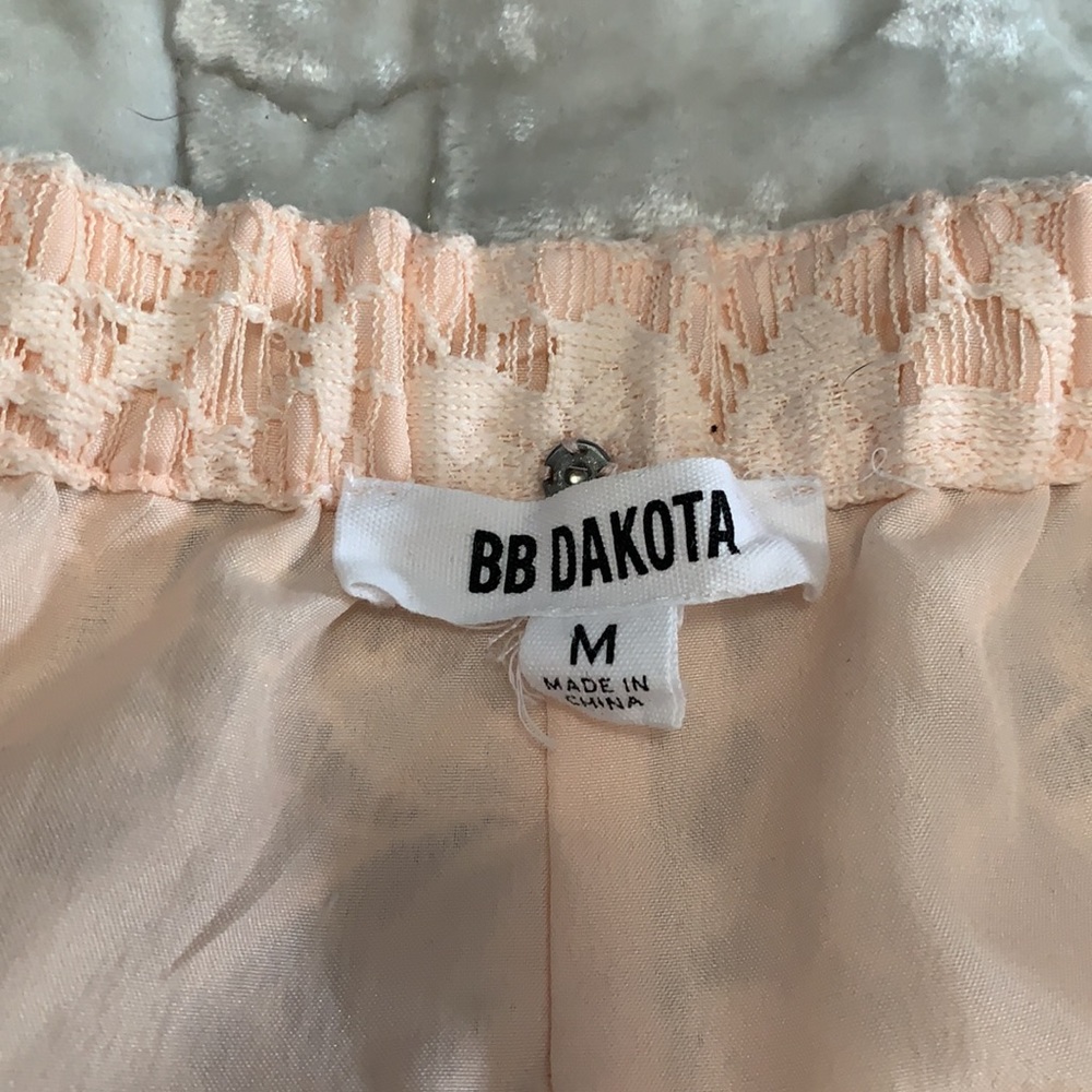 BB Dakota Romper - Picture 3 of 3